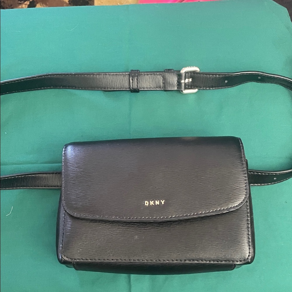 DKNY Elegant Black Crossbody Bag